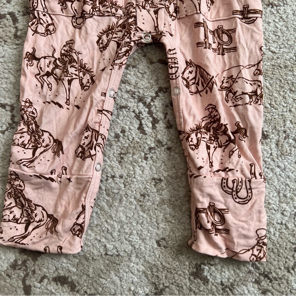 LITTLE WESTERN BABES | Rodeo Romper - Picture 3 of 8